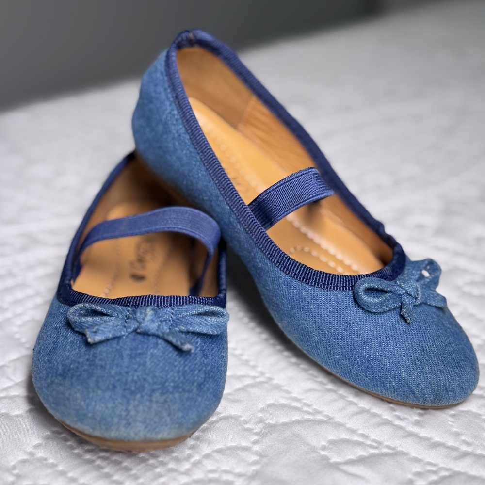 Mossimo Supply Co. Blue Kids Dress Shoes with Bow